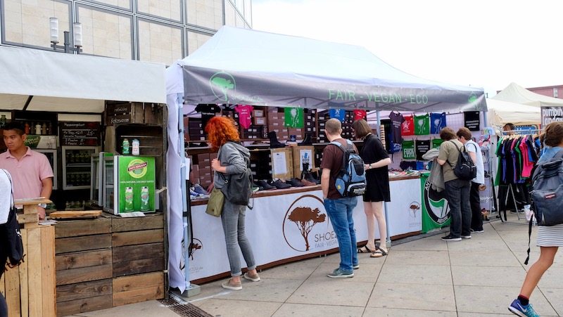 Vegane Kleidung auf dem veganen Sommerfest 2017 in Berlin